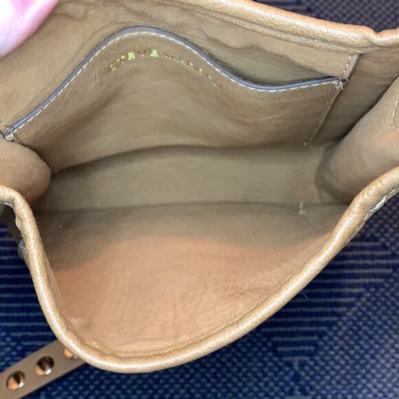 Steve Madden Bag Crossbody Purse Light Brown with Gold Accents - Picture 2 of 8